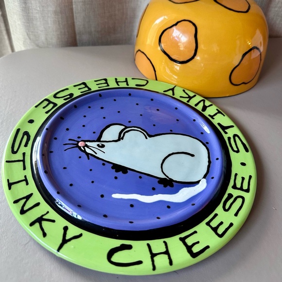 Hand painted one of a kind whimsical cheese dome, similar to Droll Designs - Picture 4 of 7